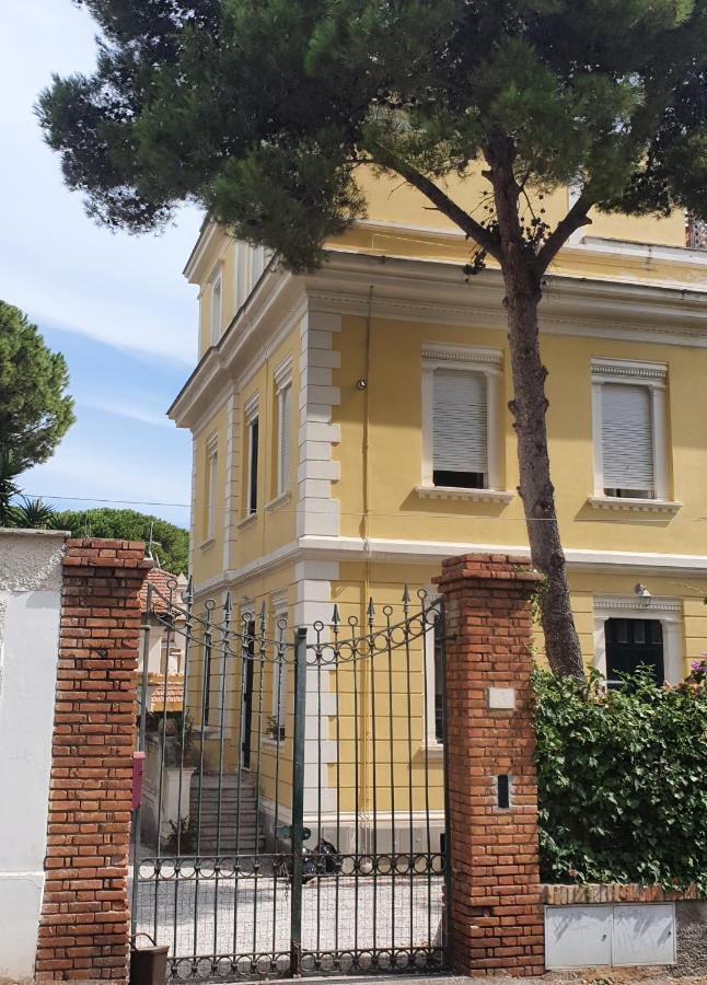 Suite La Marinella Localita Caccia Riserva Santa Marinella Exterior foto
